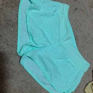 Brand new mint polka dot speed up lululemon shorts 2.5 inch